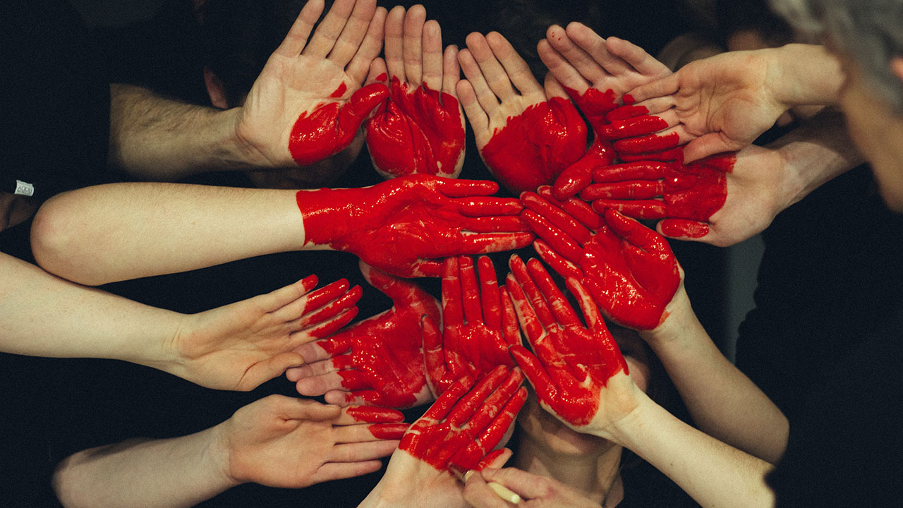SETEMBRO VERMELHO: PREVENÇÃO E CONSCIENTIZAÇÃO SOBRE DOENÇAS CARDIOVASCULARES